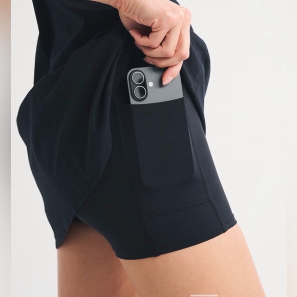 Abercrombie & Fitch Black Bra-Free Everyday Dress with Built in Shorts - Picture 5 of 7